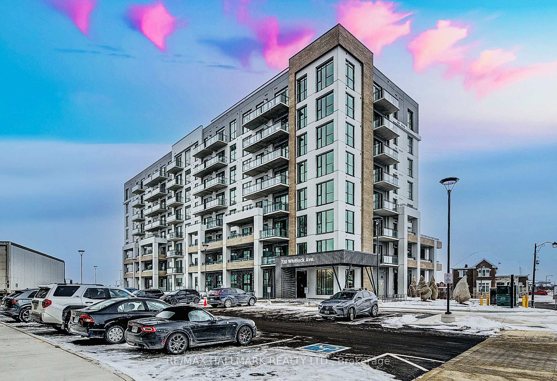 Photo 1 of Unit 816, 720 Whitlock Avenue, Milton, Cobban — HOMEH