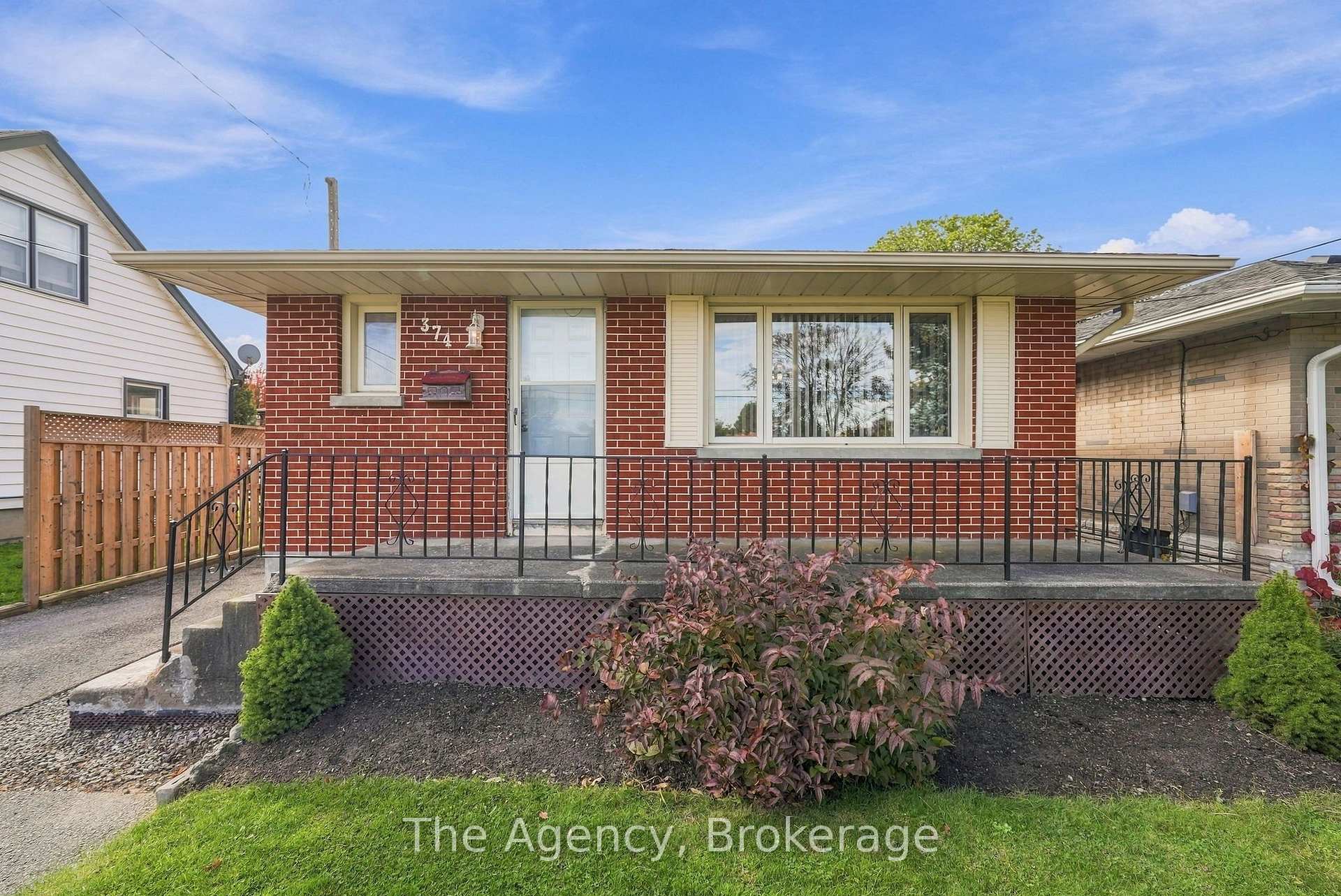Photo 1 of 374 Nipigon Street, Oshawa, McLaughlin — HOMEH