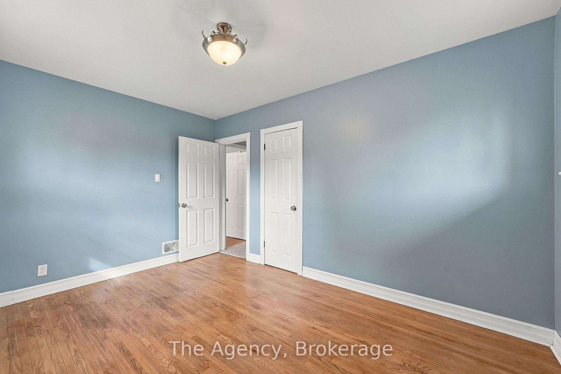 Photo 16 of 374 Nipigon Street, Oshawa, McLaughlin — HOMEH