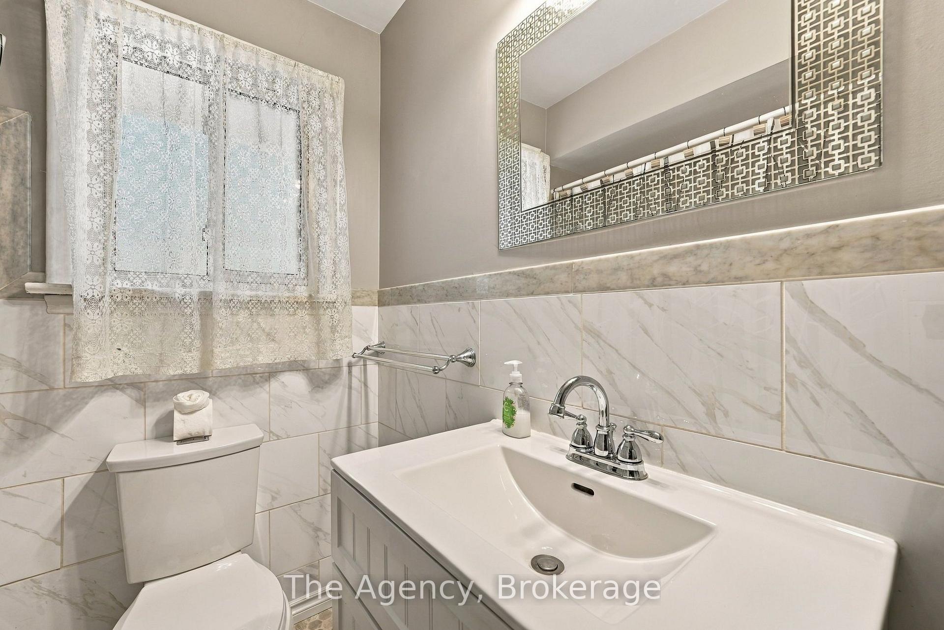 Photo 19 of 374 Nipigon Street, Oshawa, McLaughlin — HOMEH