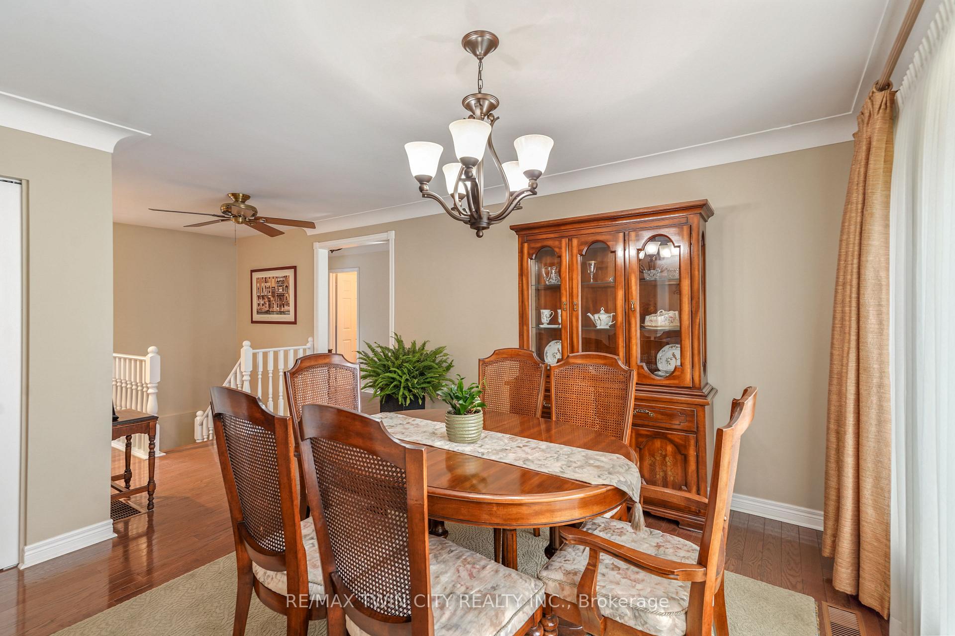 Photo 11 of 25 Brier Crescent, Brantford, Rosedale/Gable Height — HOMEH