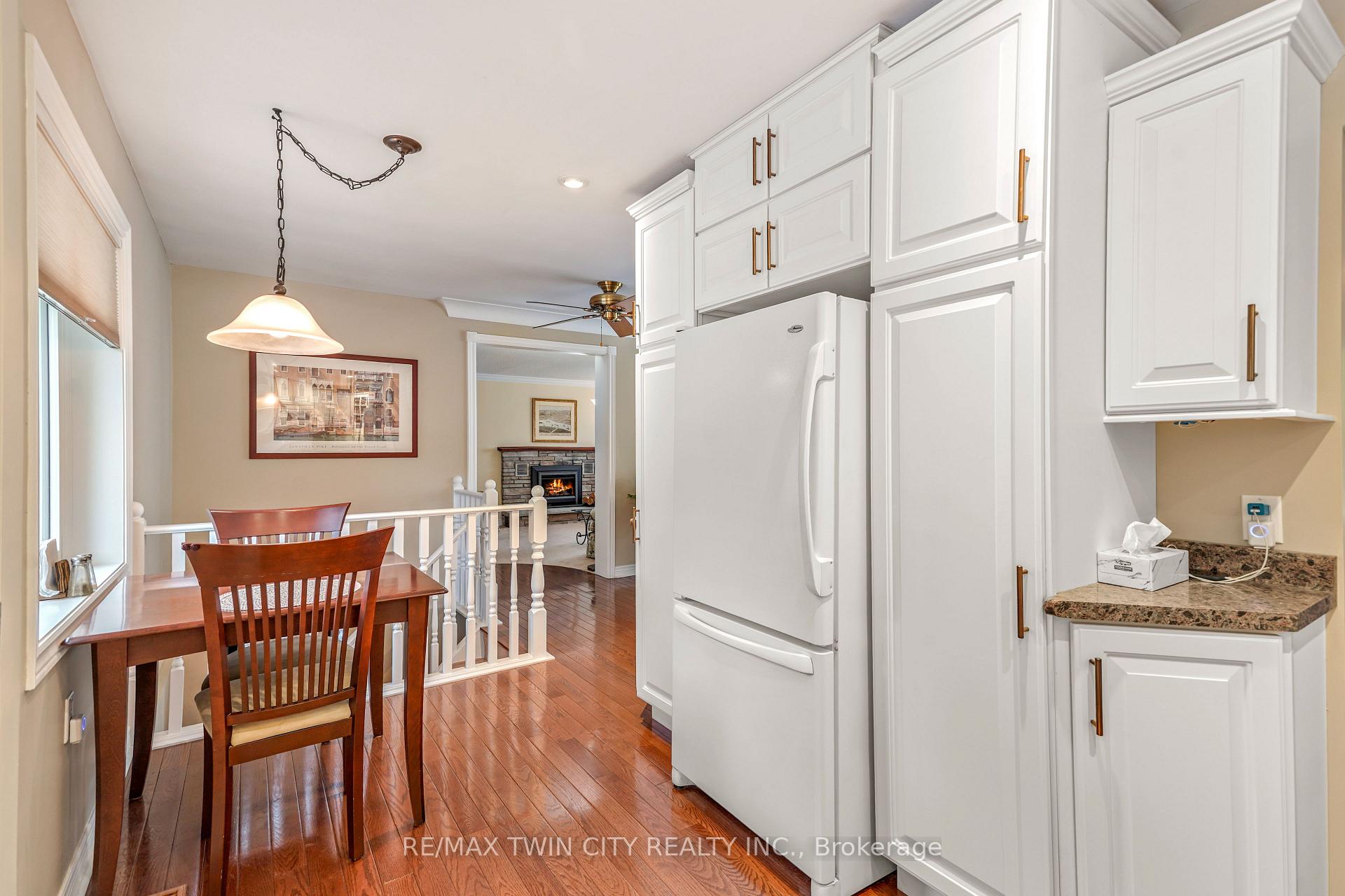 Photo 16 of 25 Brier Crescent, Brantford, Rosedale/Gable Height — HOMEH