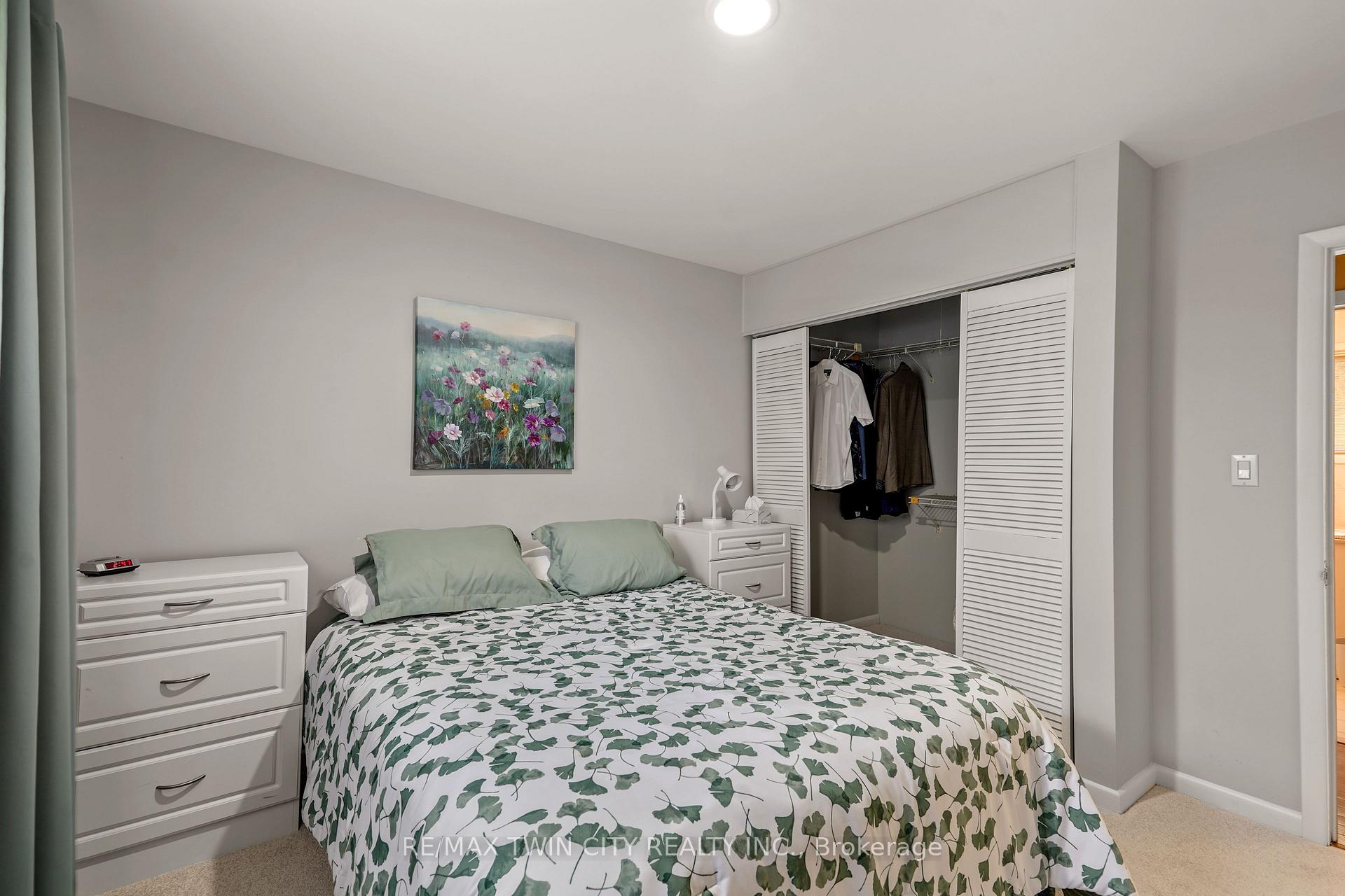 Photo 23 of 25 Brier Crescent, Brantford, Rosedale/Gable Height — HOMEH