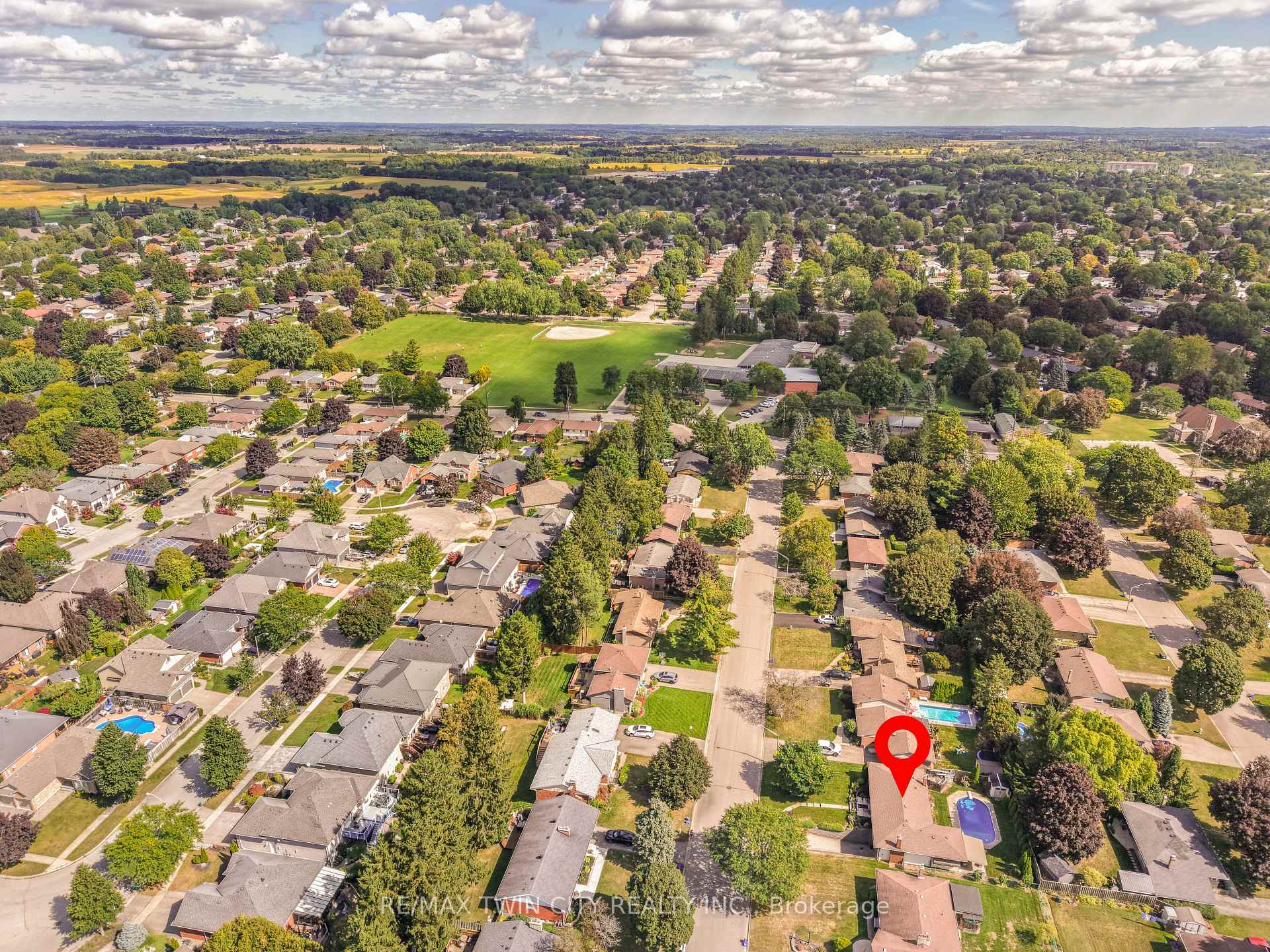 Photo 49 of 25 Brier Crescent, Brantford, Rosedale/Gable Height — HOMEH