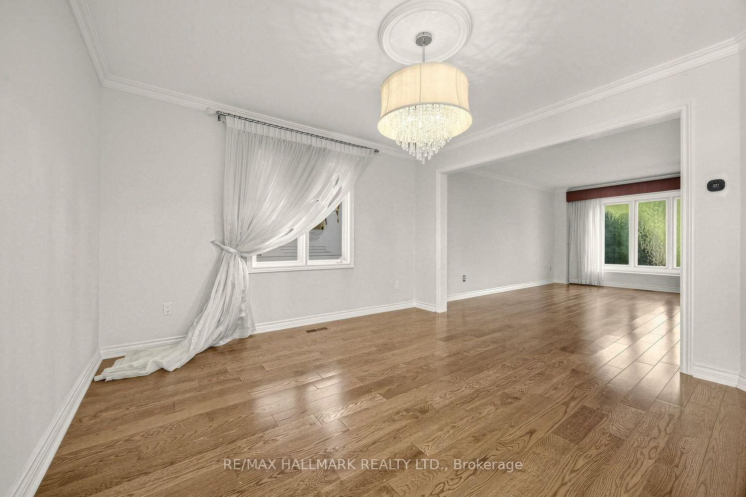 Photo 13 of 25 Cygnus Drive, Richmond Hill, Observatory — HOMEH