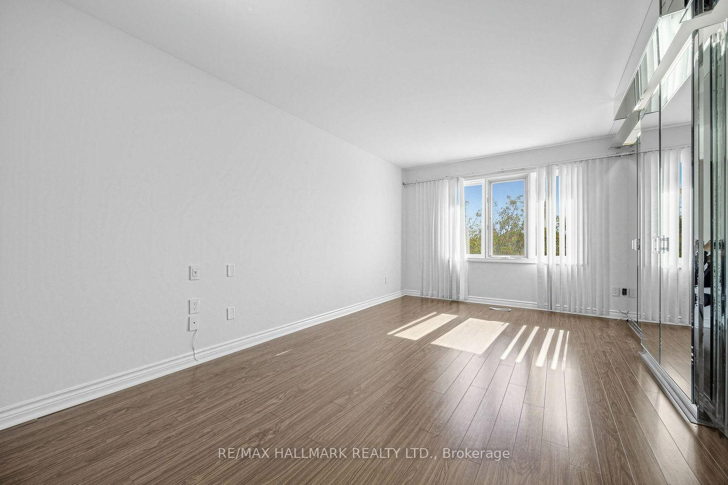 Photo 22 of 25 Cygnus Drive, Richmond Hill, Observatory — HOMEH