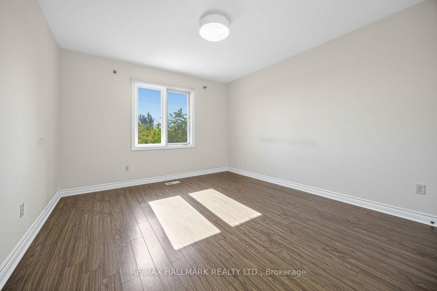 Photo 27 of 25 Cygnus Drive, Richmond Hill, Observatory — HOMEH