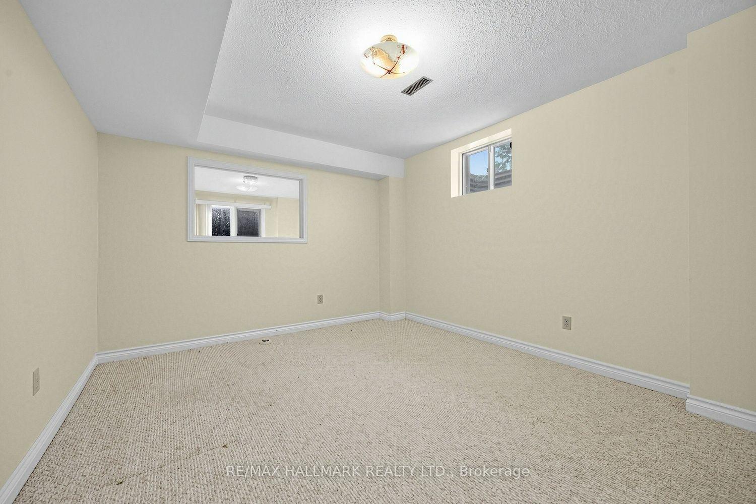 Photo 39 of 25 Cygnus Drive, Richmond Hill, Observatory — HOMEH