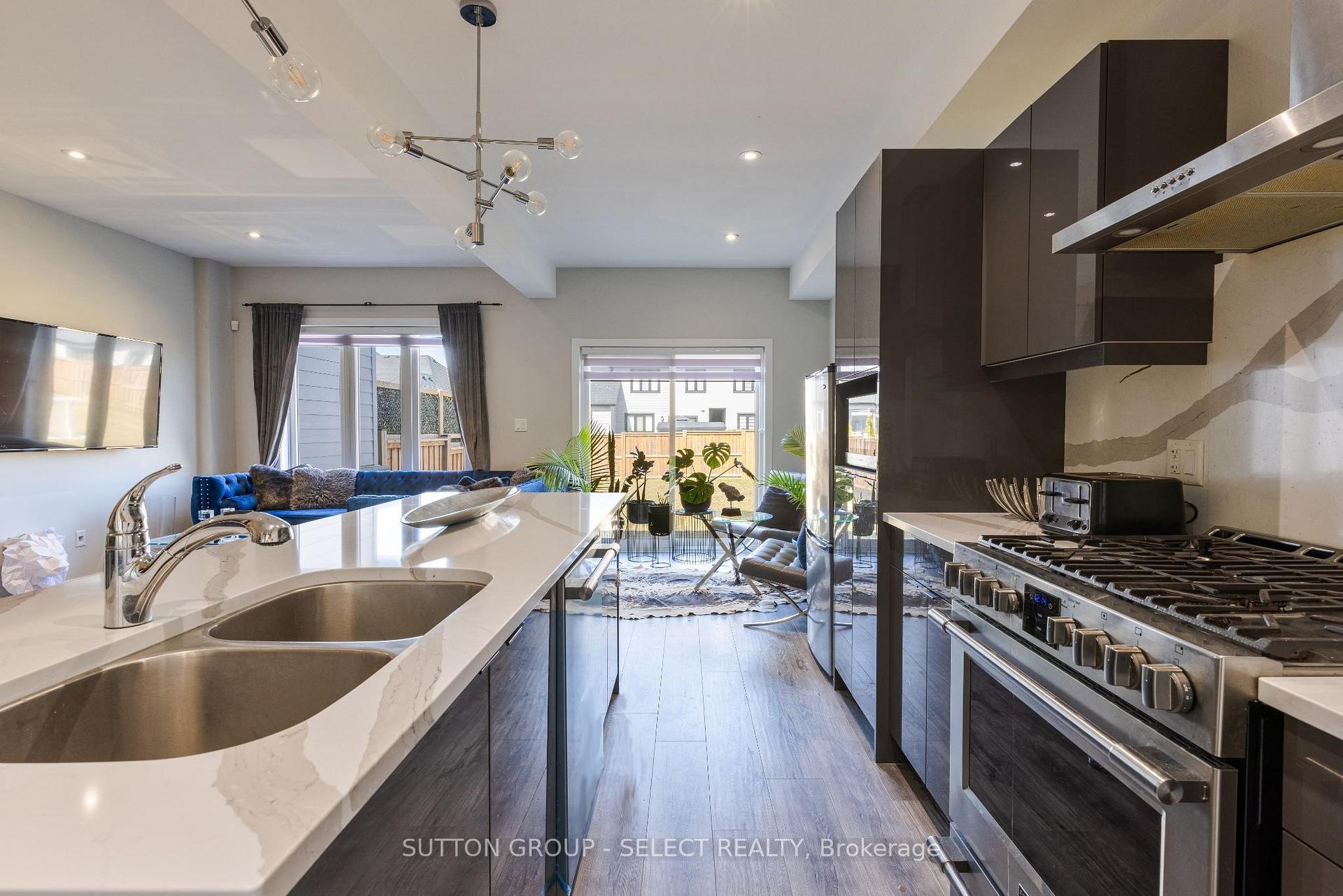 Photo 9 of 263 Winlow Way, Middlesex Centre, Kilworth — HOMEH