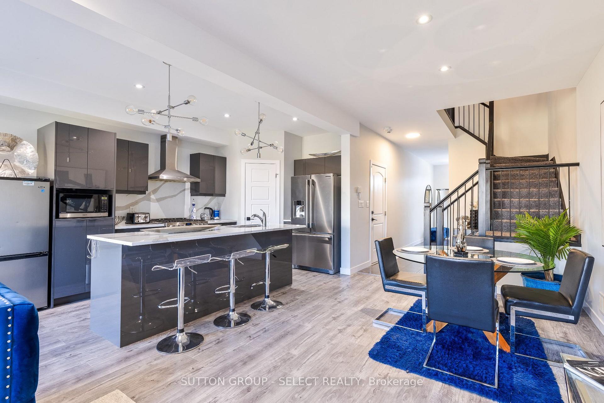 Photo 10 of 263 Winlow Way, Middlesex Centre, Kilworth — HOMEH