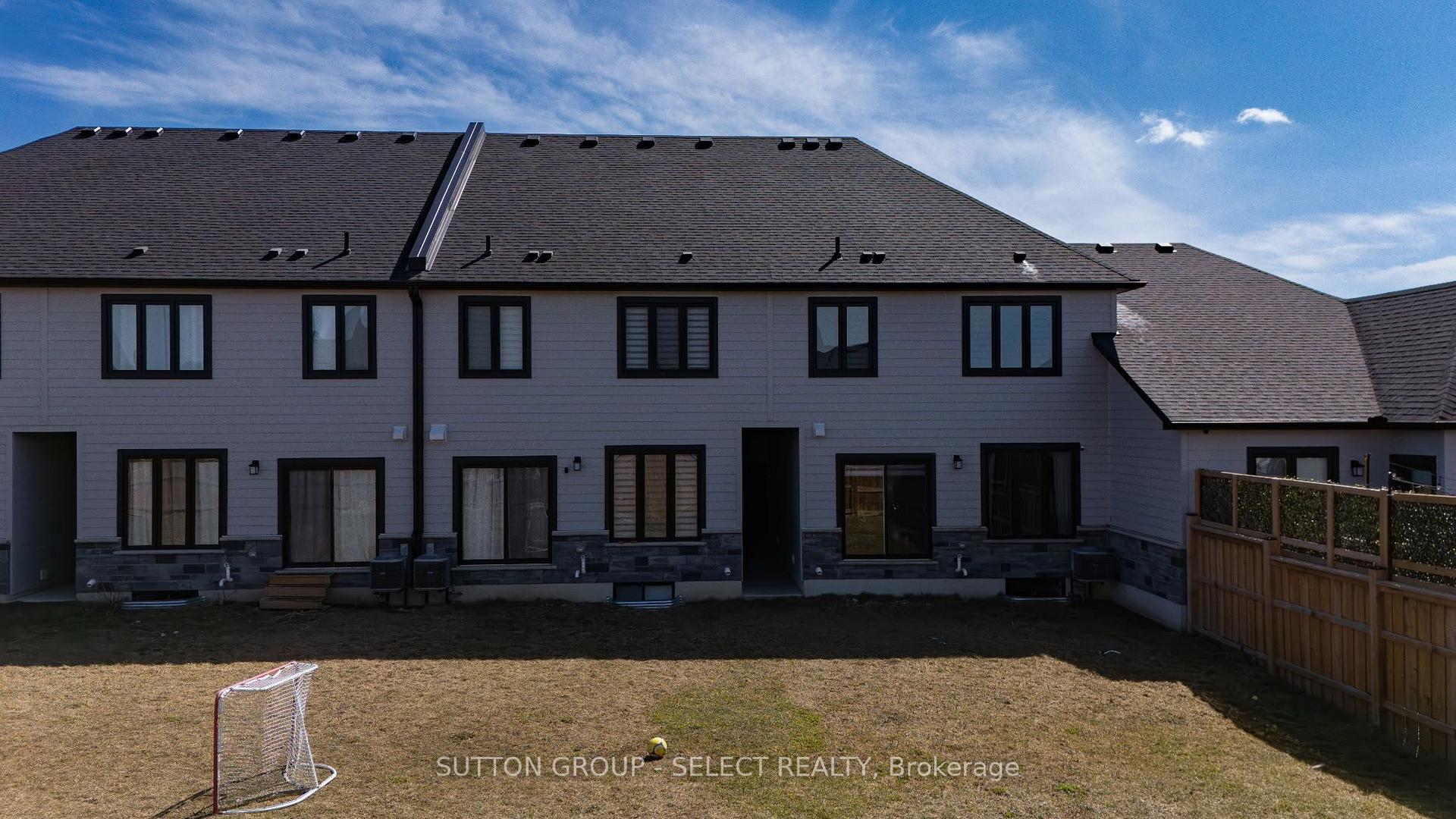 Photo 24 of 263 Winlow Way, Middlesex Centre, Kilworth — HOMEH