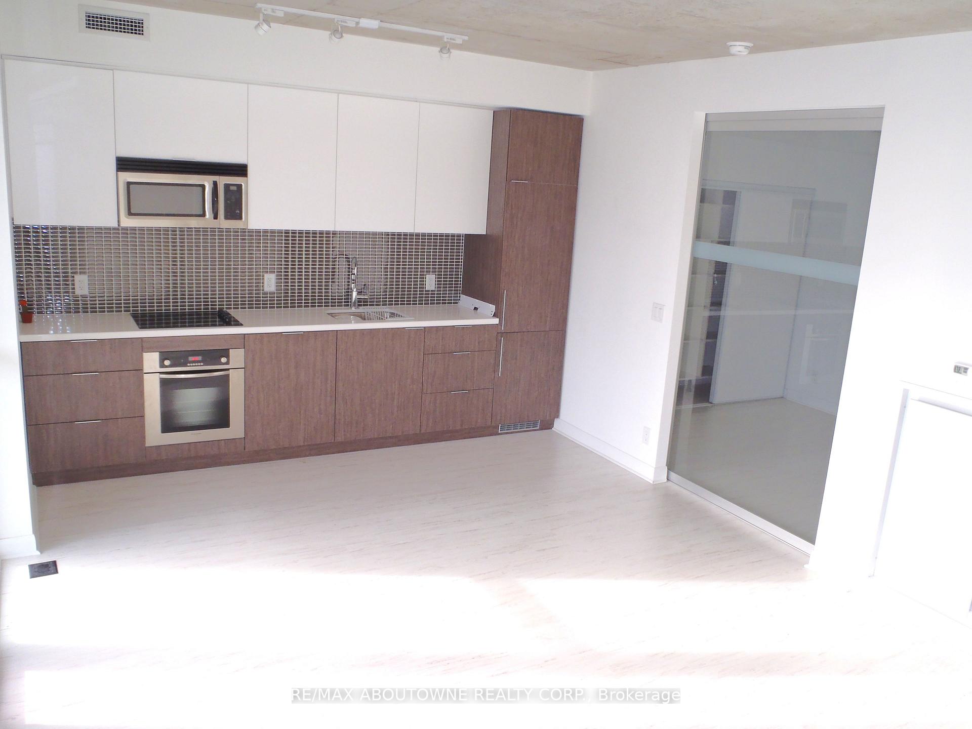 Photo 5 of Unit 1013, 478 King Street W, Toronto, Waterfront Communities — HOMEH