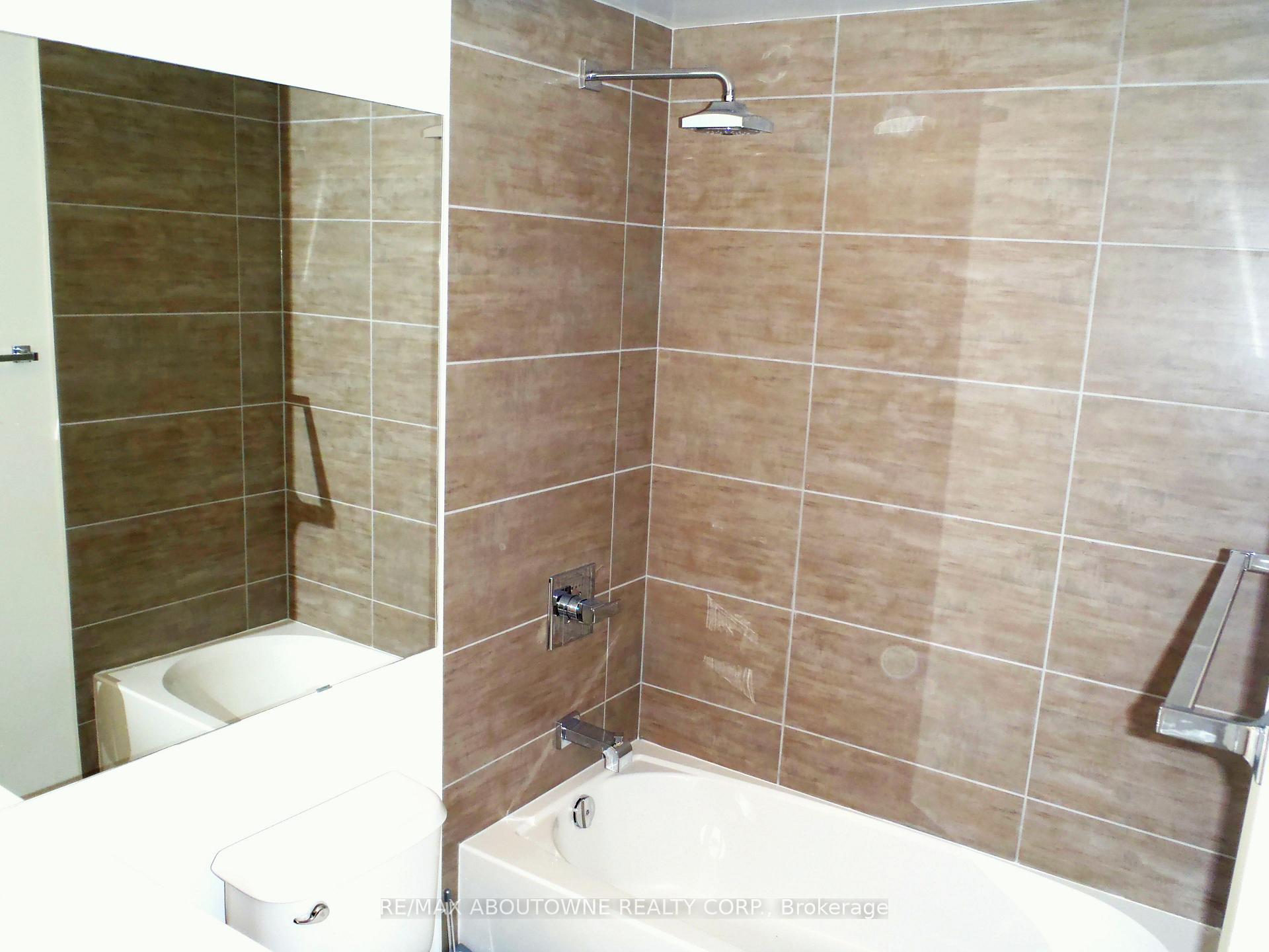 Photo 9 of Unit 1013, 478 King Street W, Toronto, Waterfront Communities — HOMEH