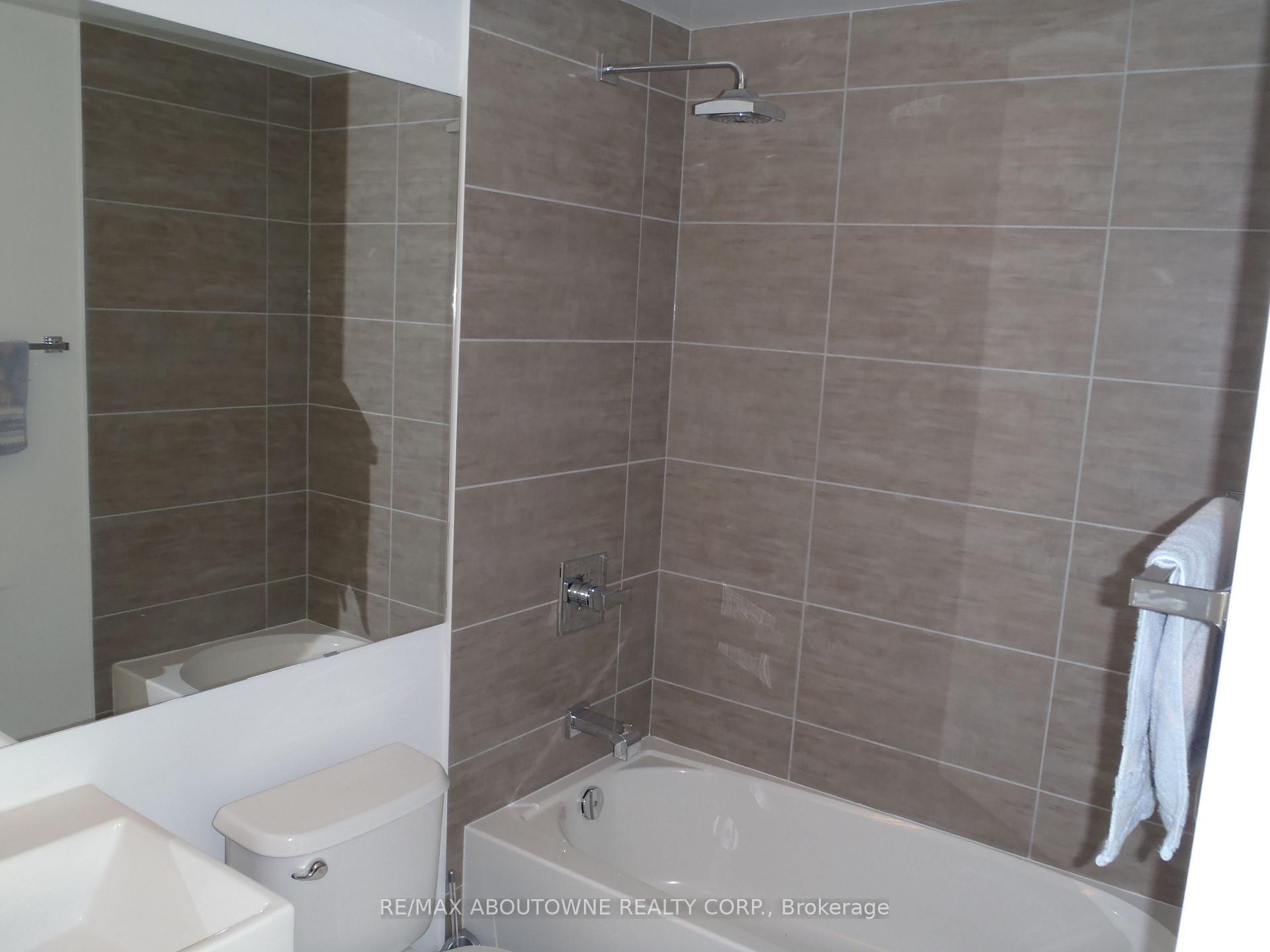 Photo 10 of Unit 1013, 478 King Street W, Toronto, Waterfront Communities — HOMEH