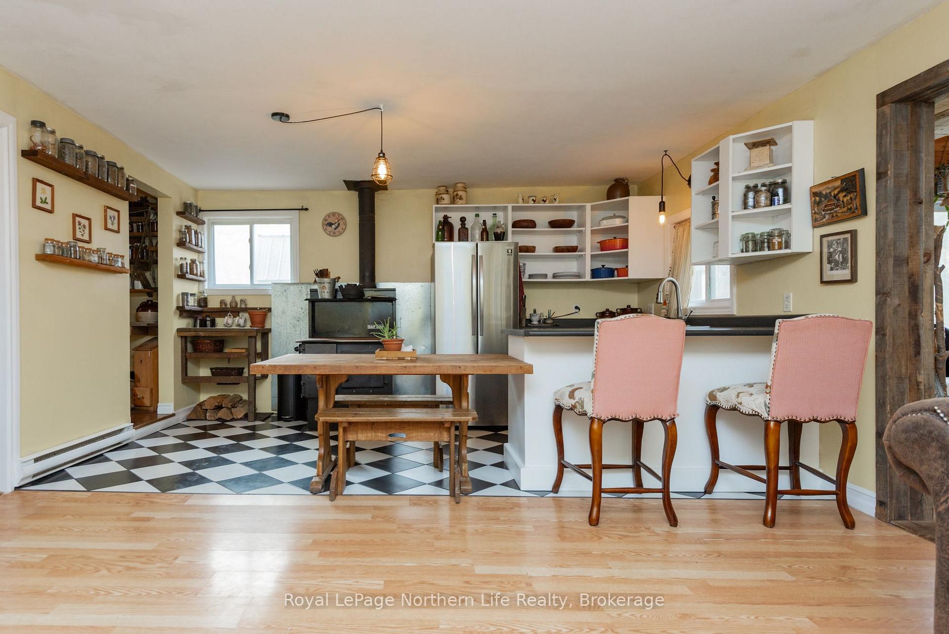 Photo 20 of 124 Pine Lake Road, Bonfield — HOMEH
