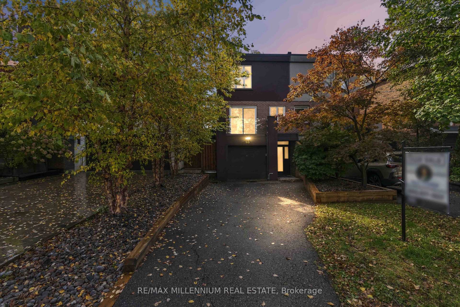 Photo 2 of 65 Castlefield Avenue, Toronto, Yonge-Eglinton — HOMEH