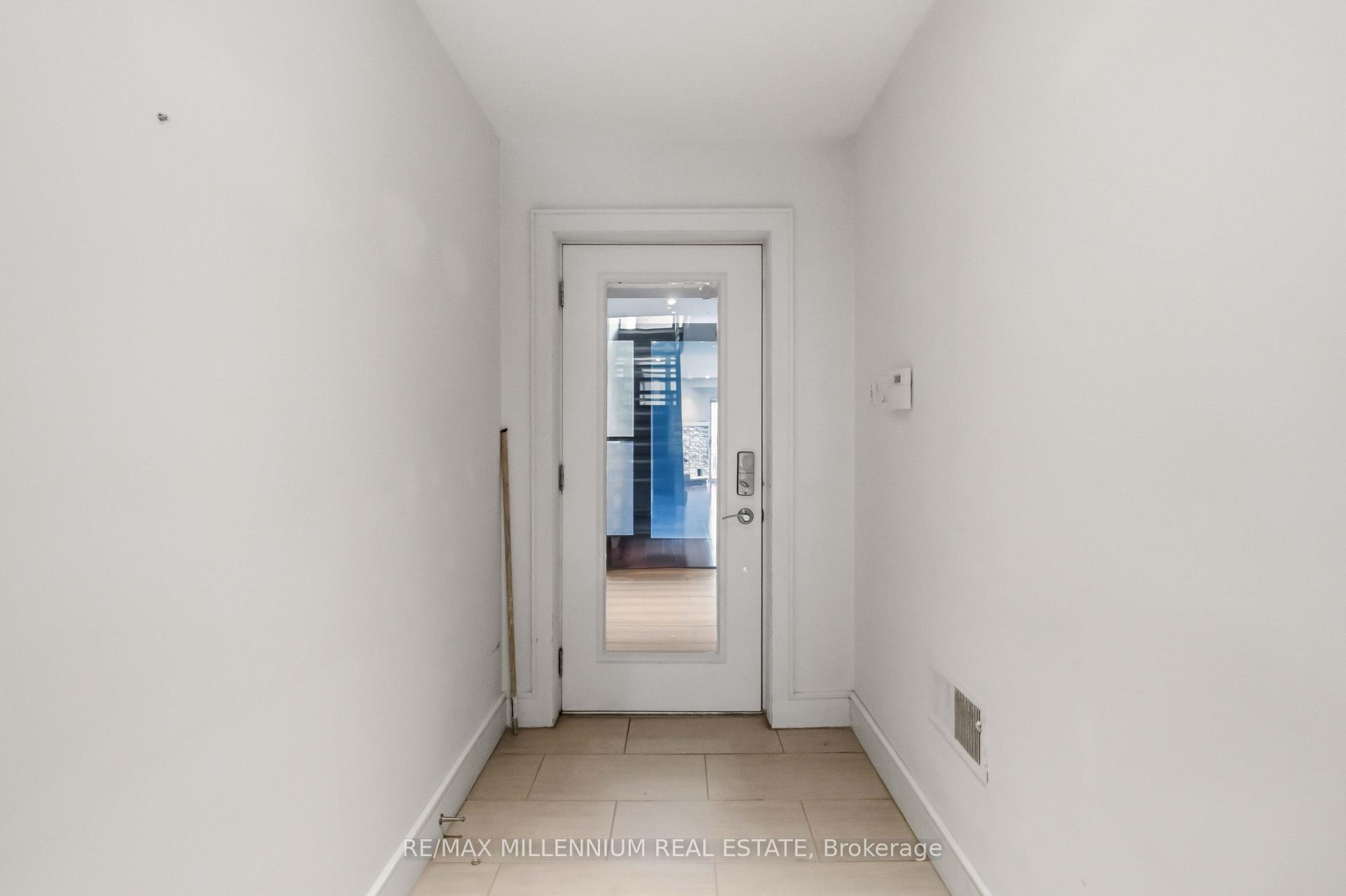 Photo 5 of 65 Castlefield Avenue, Toronto, Yonge-Eglinton — HOMEH