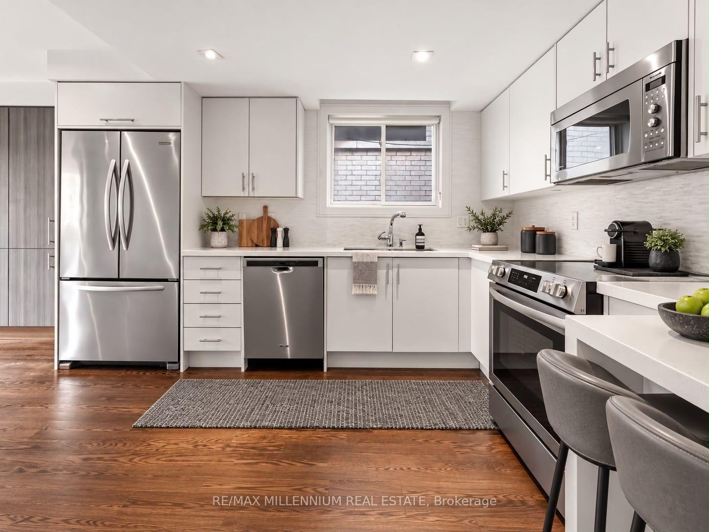 Photo 29 of 65 Castlefield Avenue, Toronto, Yonge-Eglinton — HOMEH