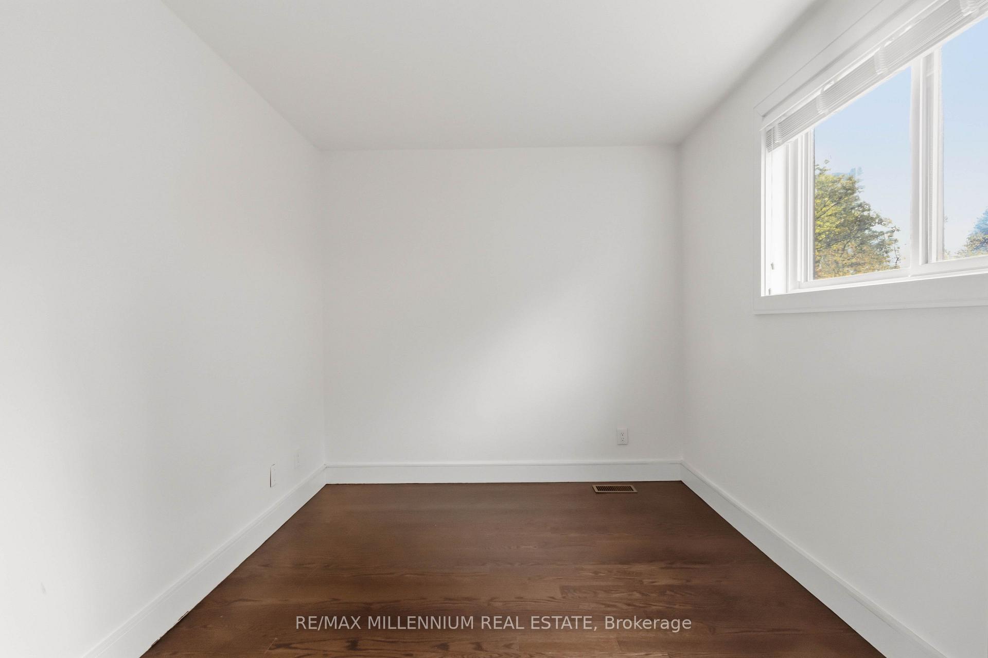 Photo 34 of 65 Castlefield Avenue, Toronto, Yonge-Eglinton — HOMEH