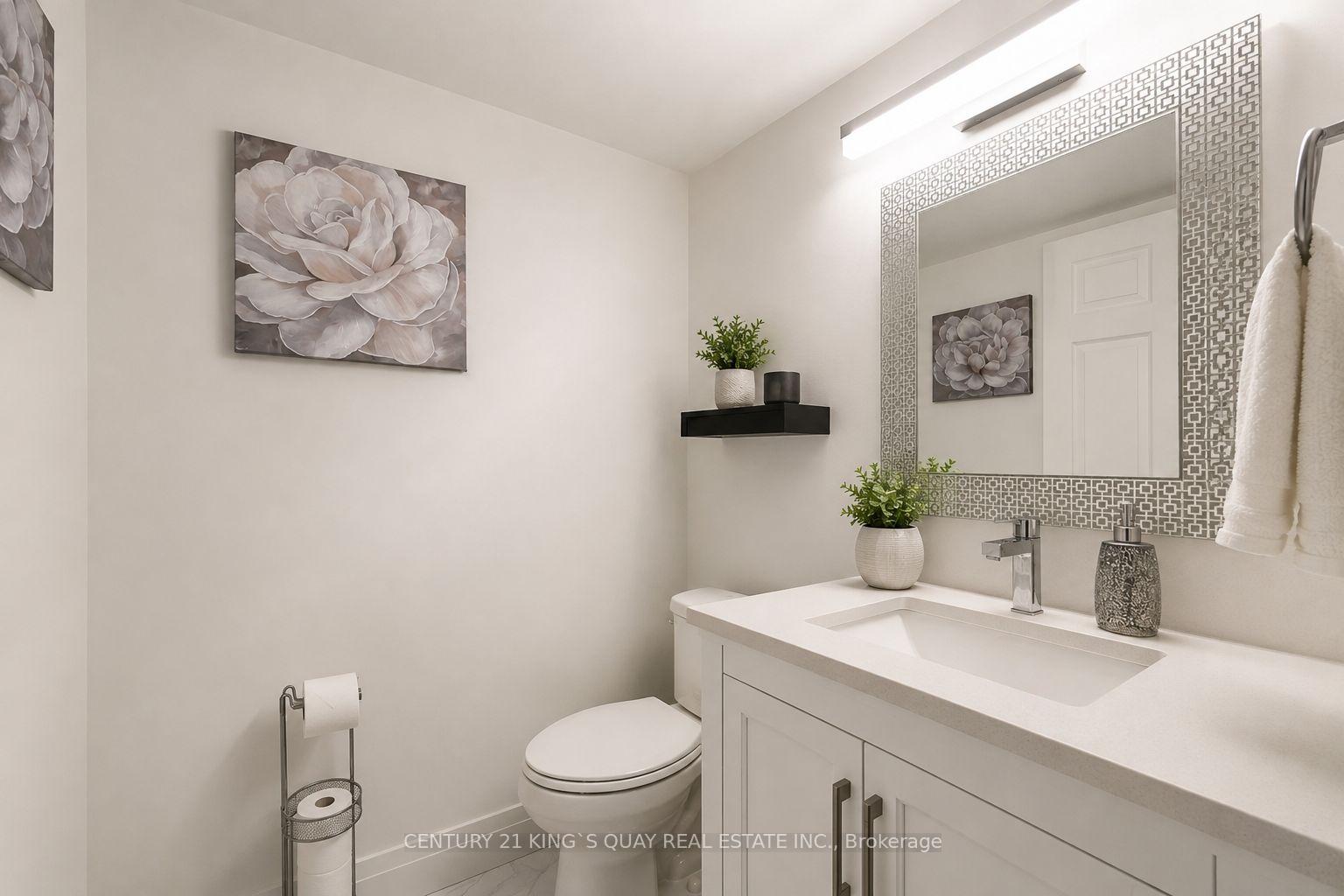 Photo 5 of Unit 502, 25 Agnes Street, Mississauga, Cooksville — HOMEH