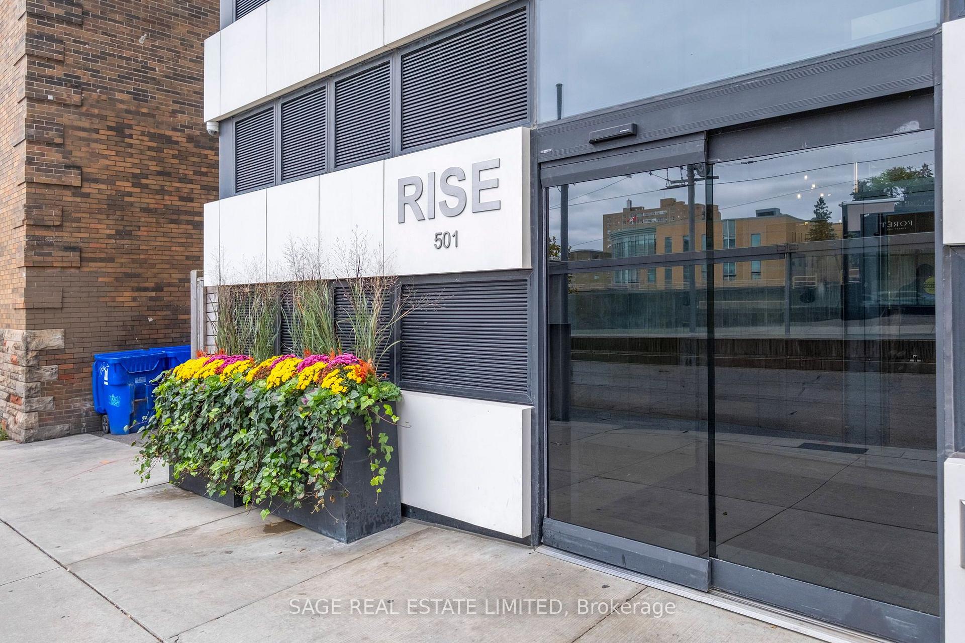 Photo 2 of Unit 908, 501 St Clair Avenue W, Toronto, Casa Loma — HOMEH