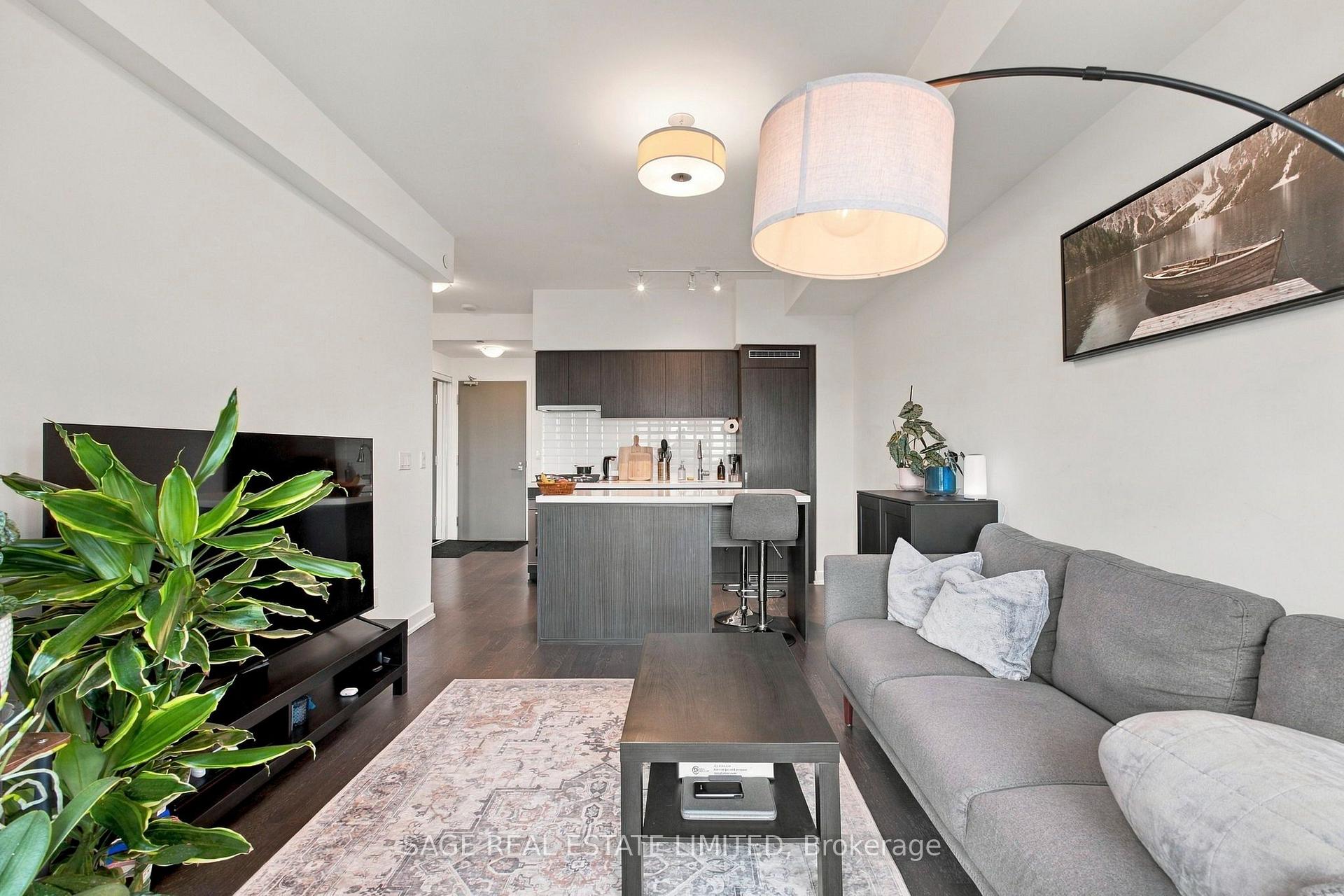 Photo 15 of Unit 908, 501 St Clair Avenue W, Toronto, Casa Loma — HOMEH