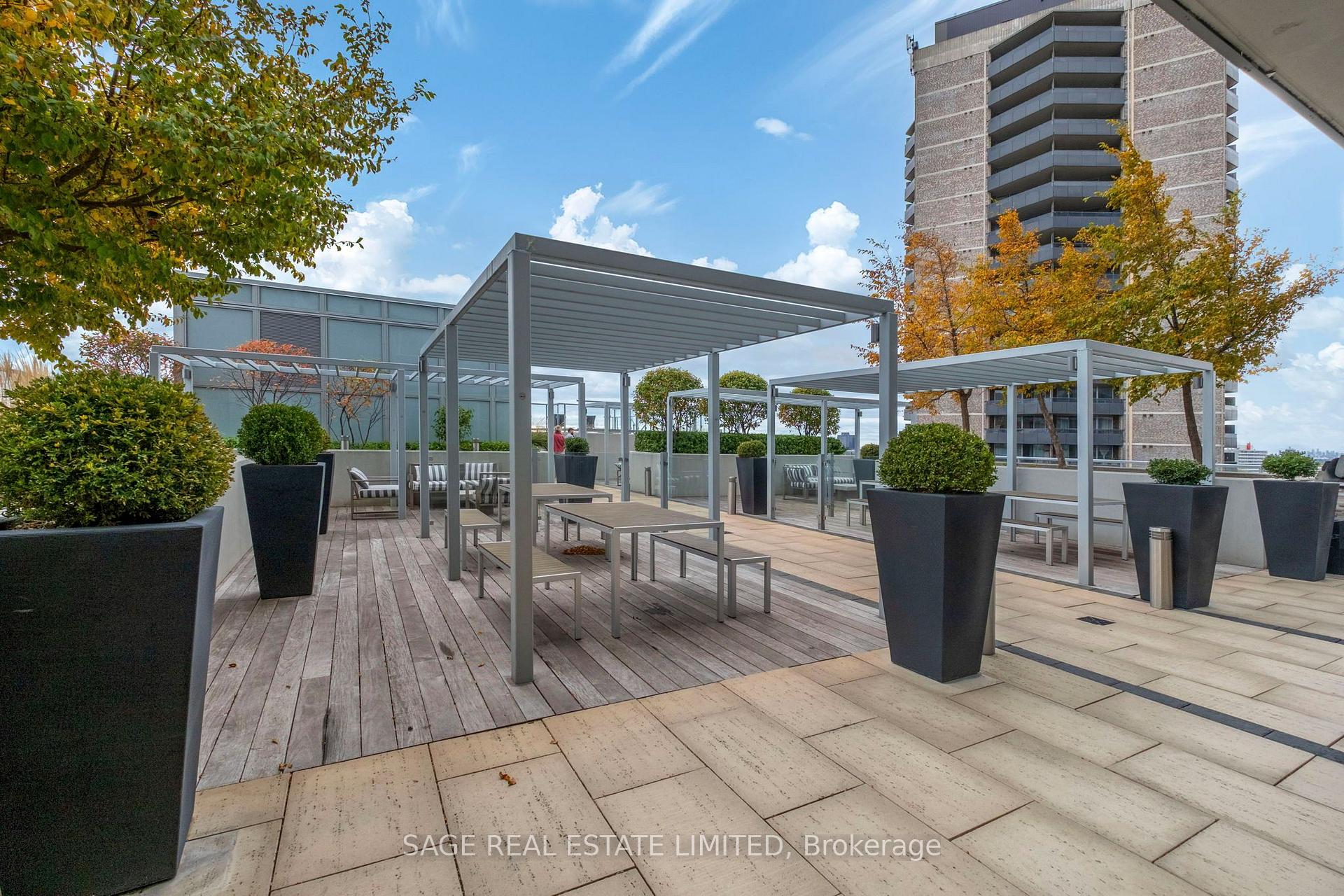 Photo 35 of Unit 908, 501 St Clair Avenue W, Toronto, Casa Loma — HOMEH