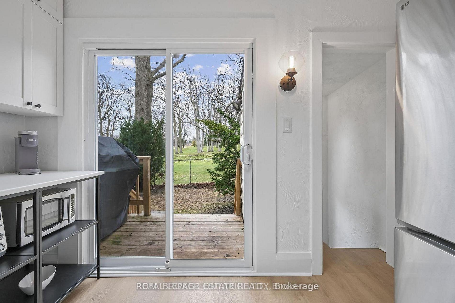 Photo 11 of 60 Haig Avenue, Scarborough, Birchcliffe-Cliffside — HOMEH
