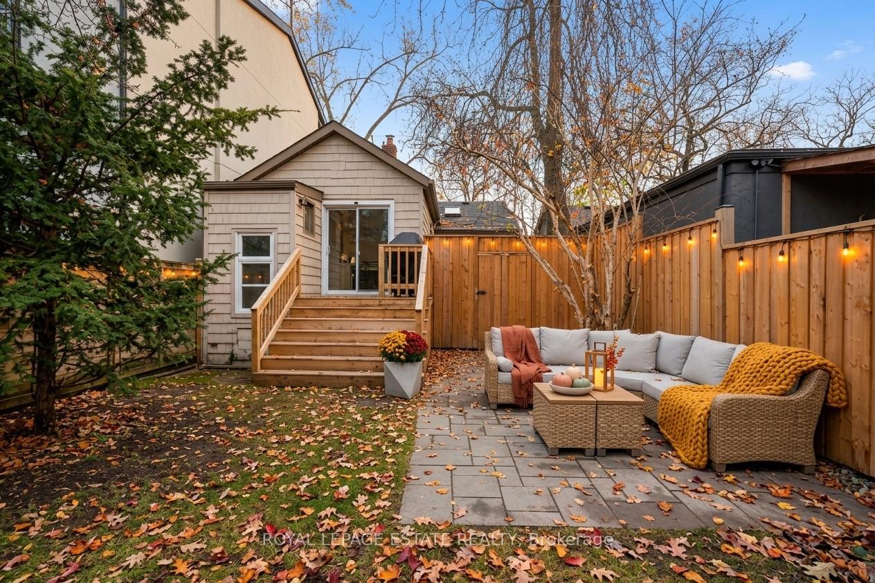 Photo 23 of 60 Haig Avenue, Scarborough, Birchcliffe-Cliffside — HOMEH