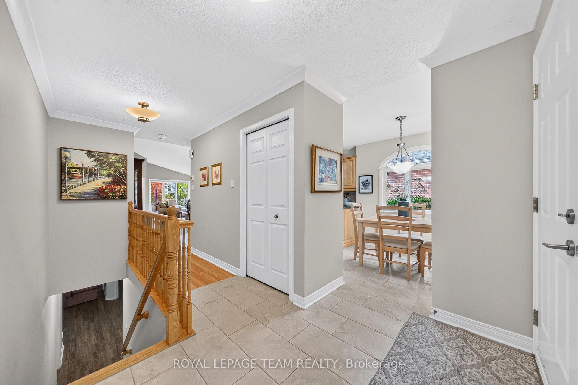 Photo 5 of 8 Partridge Drive, Ottawa, Kanata - Bridlewood — HOMEH