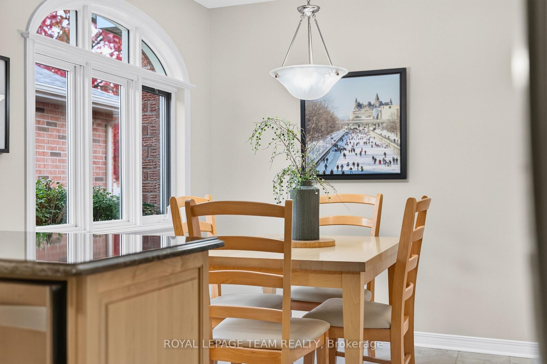 Photo 11 of 8 Partridge Drive, Ottawa, Kanata - Bridlewood — HOMEH