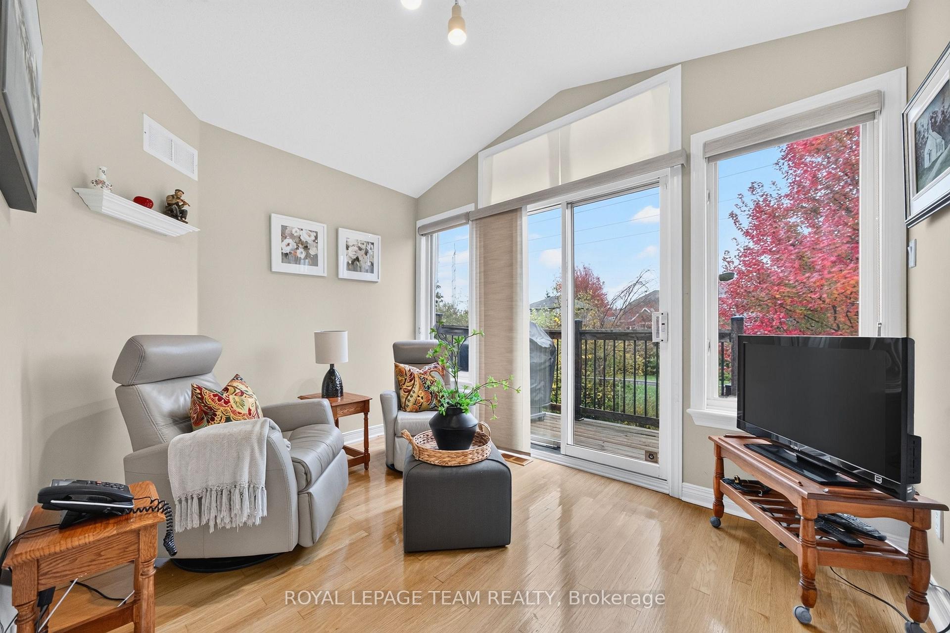 Photo 18 of 8 Partridge Drive, Ottawa, Kanata - Bridlewood — HOMEH