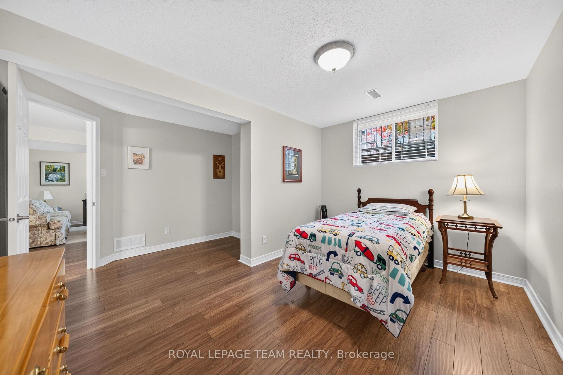 Photo 37 of 8 Partridge Drive, Ottawa, Kanata - Bridlewood — HOMEH