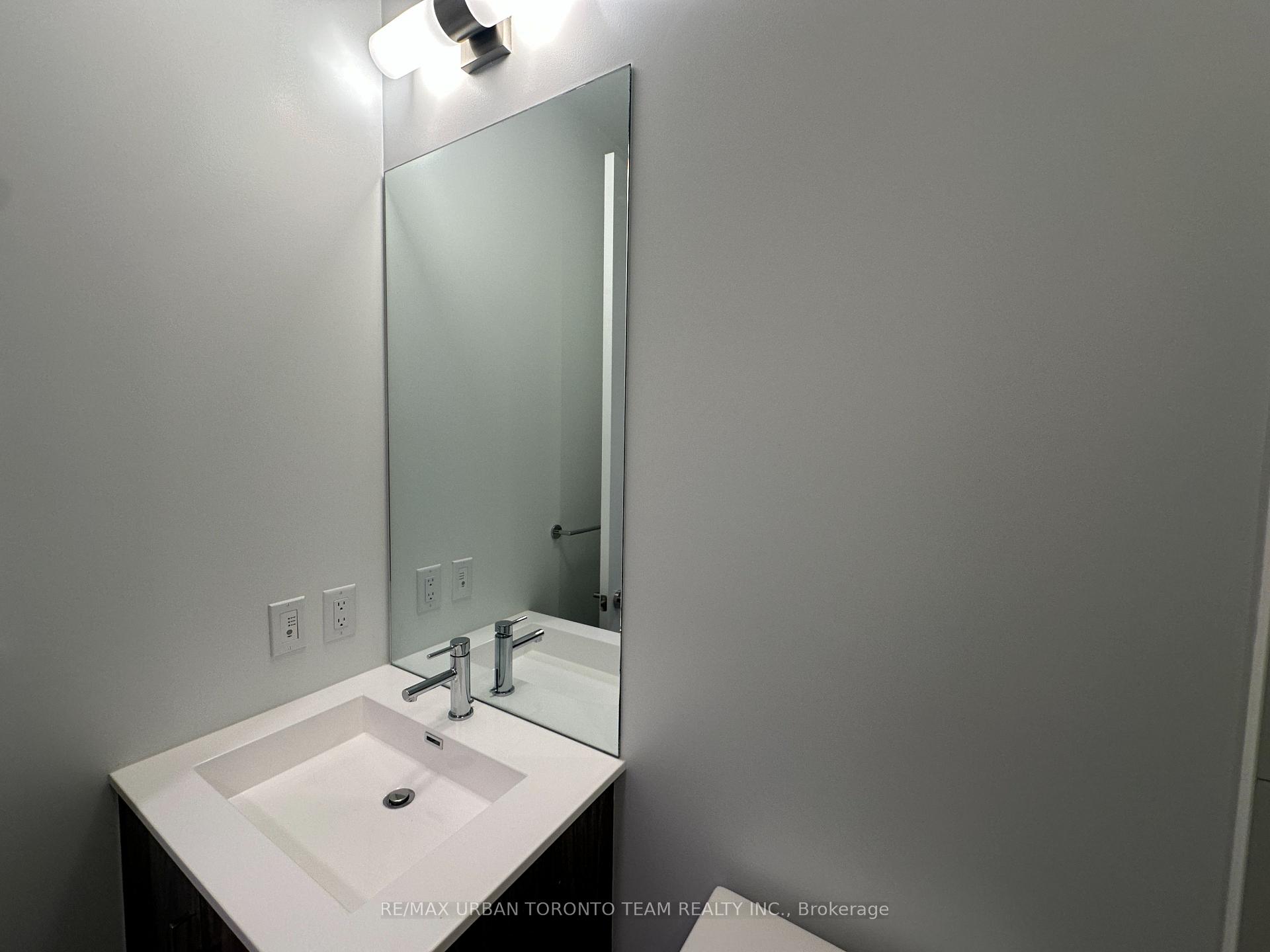 Photo 18 of Unit PH08, 180 Front Street E, Toronto, Moss Park — HOMEH