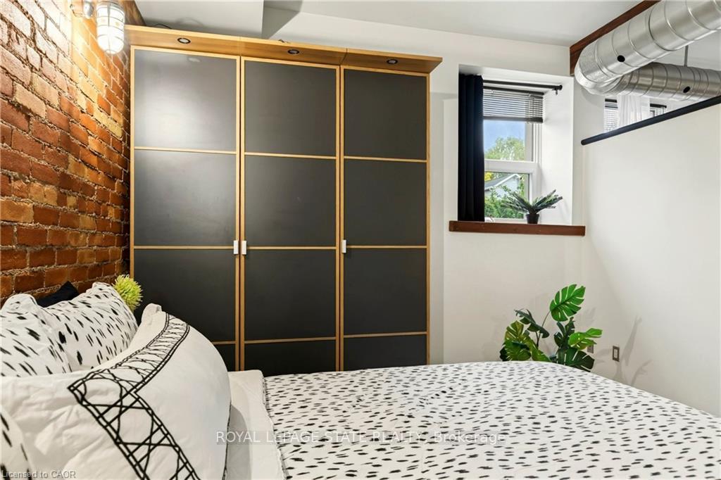 Photo 19 of Unit 13, 357 Hunter Street W, Hamilton, Kirkendall — HOMEH