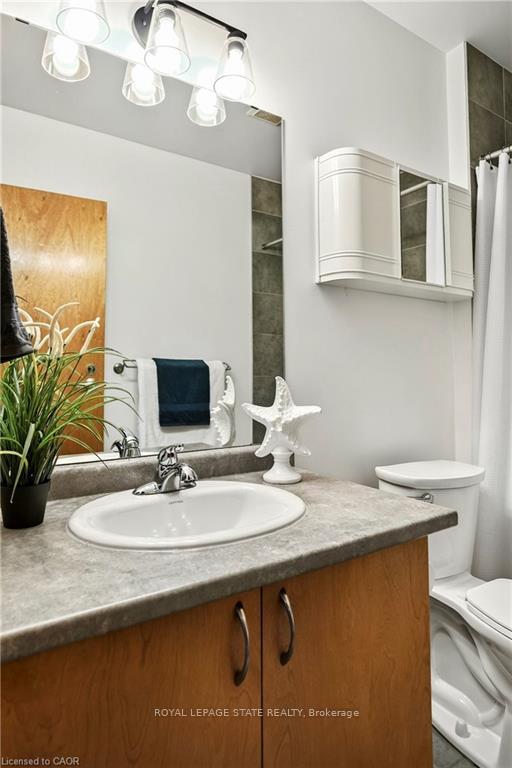 Photo 23 of Unit 13, 357 Hunter Street W, Hamilton, Kirkendall — HOMEH