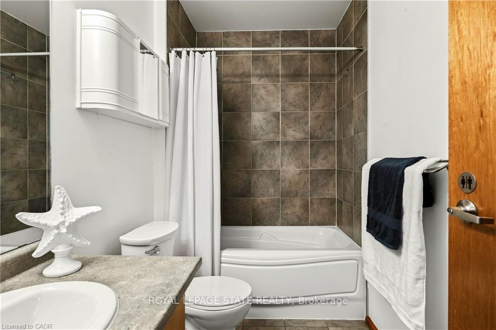 Photo 24 of Unit 13, 357 Hunter Street W, Hamilton, Kirkendall — HOMEH