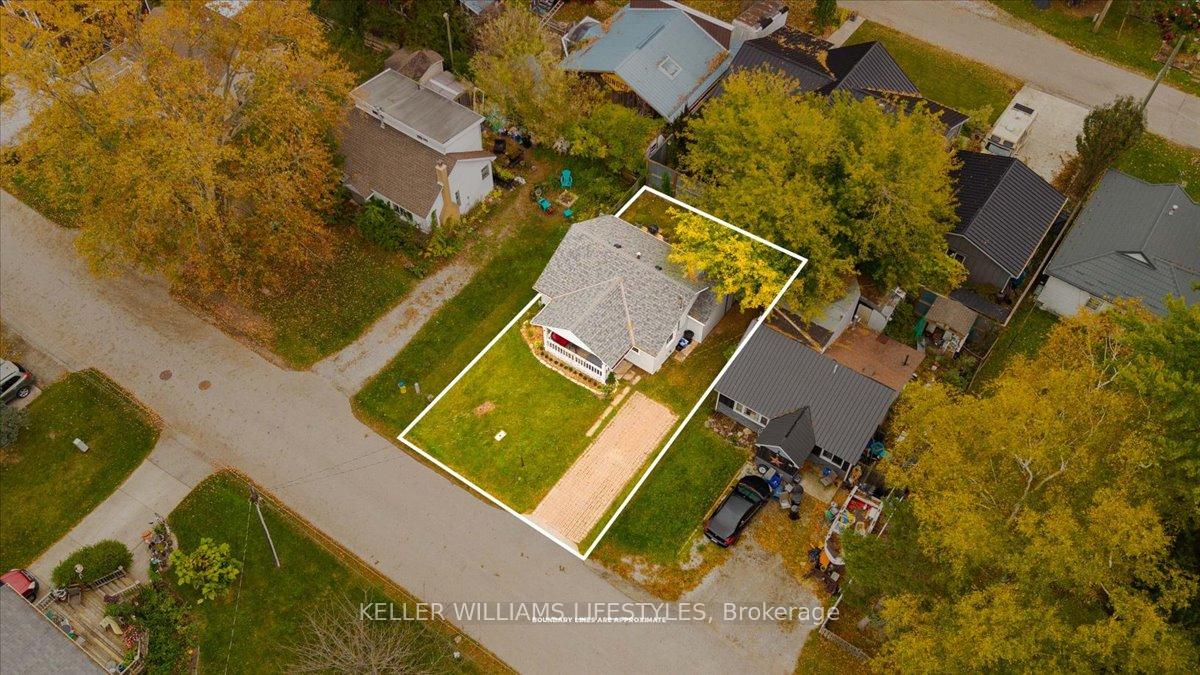 Photo 28 of 2018 Jean Avenue, Sarnia — HOMEH