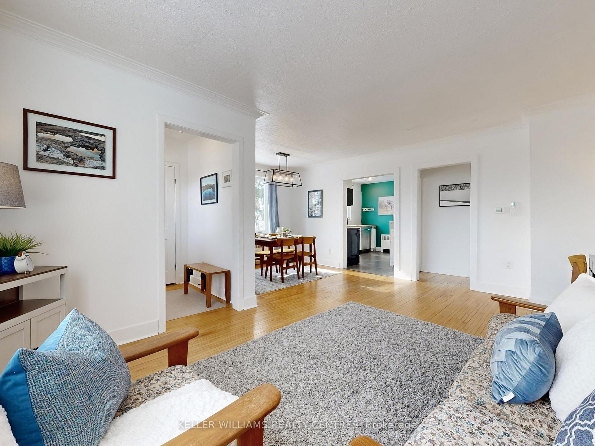 Photo 4 of 24 Goldie Drive, Orillia — HOMEH