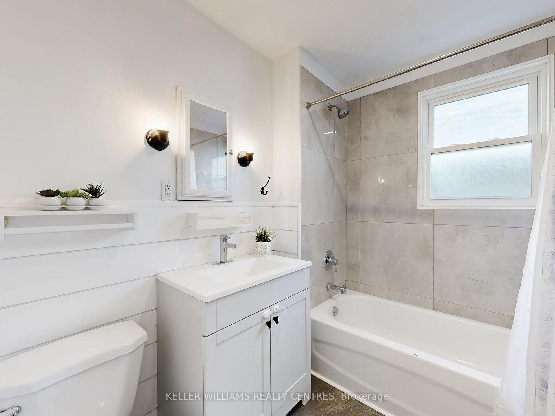 Photo 13 of 24 Goldie Drive, Orillia — HOMEH