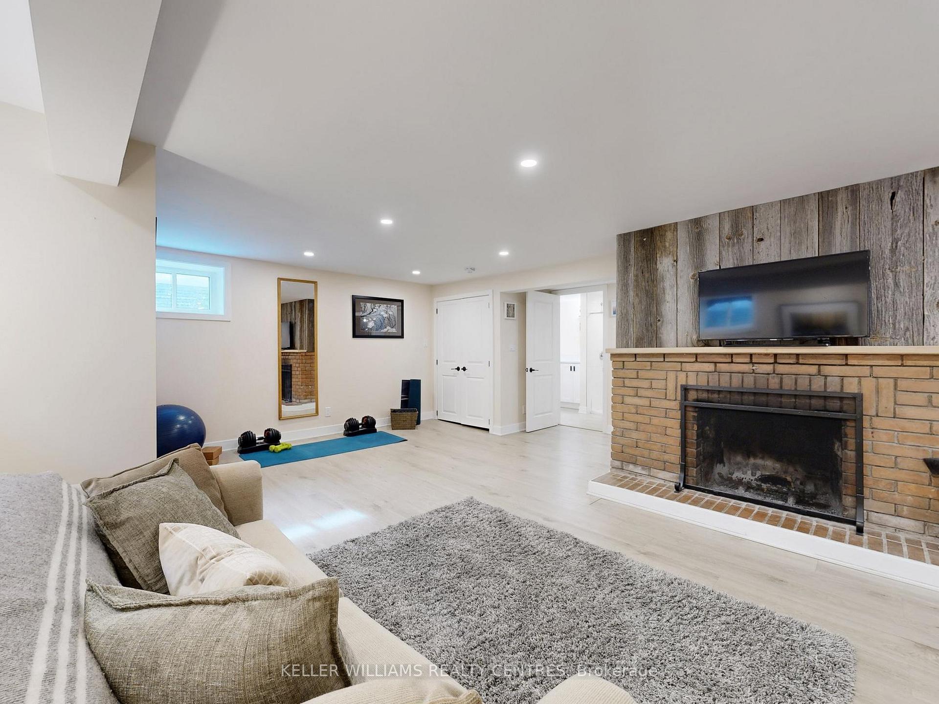 Photo 16 of 24 Goldie Drive, Orillia — HOMEH