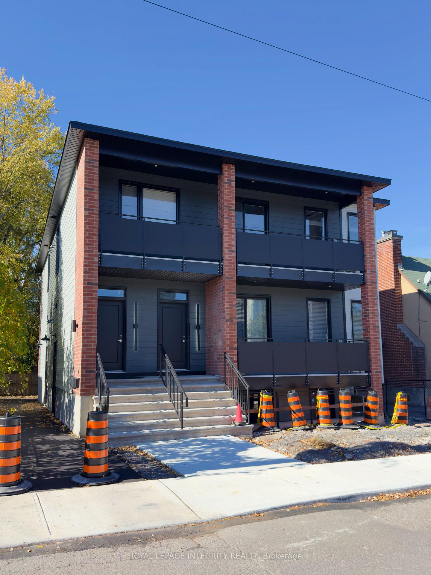 Front of Unit Unit B, 398 Marguerite Avenue