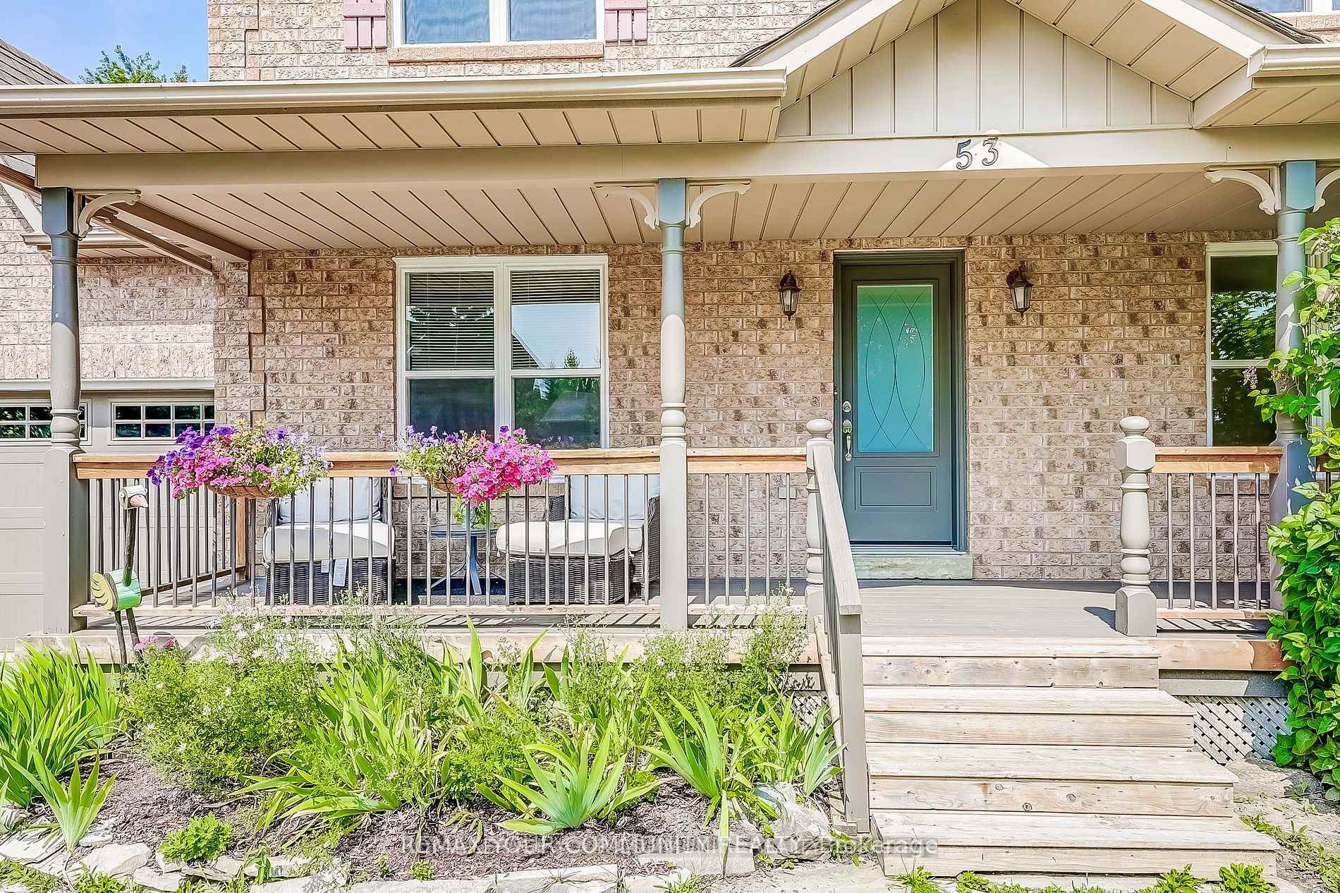 Photo 2 of 53 Bolton Drive, Uxbridge — HOMEH