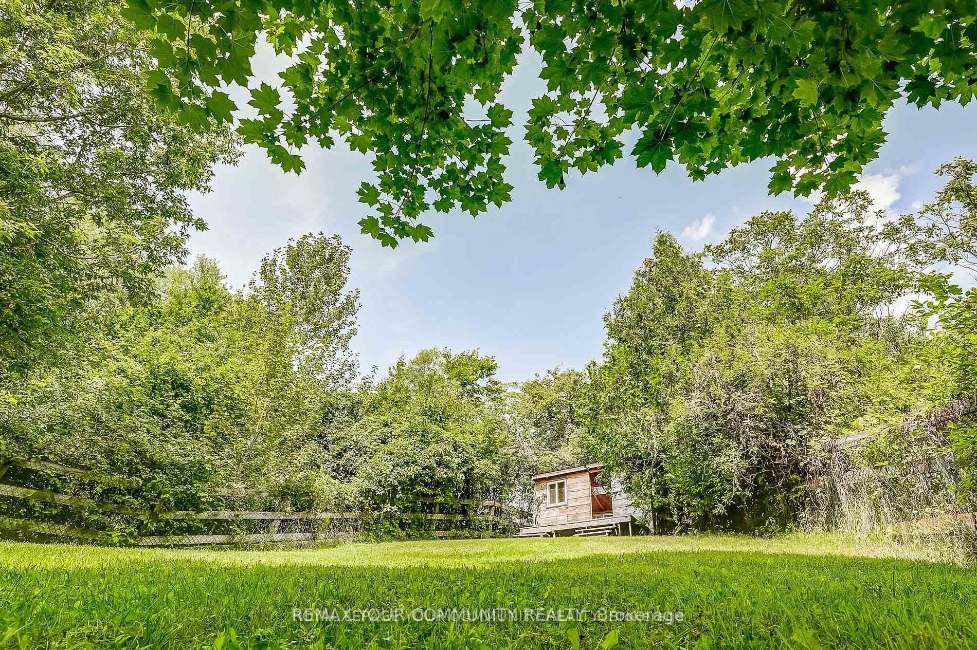 Photo 29 of 53 Bolton Drive, Uxbridge — HOMEH
