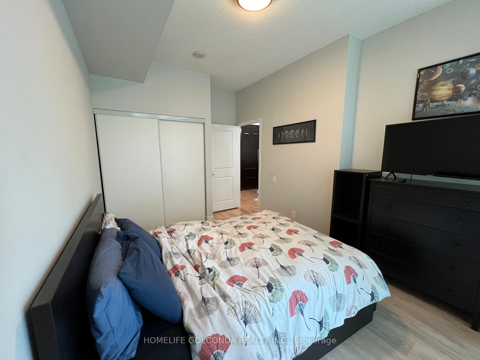 Photo 8 of Unit 102, 5168 Yonge Street, North York, Willowdale West — HOMEH