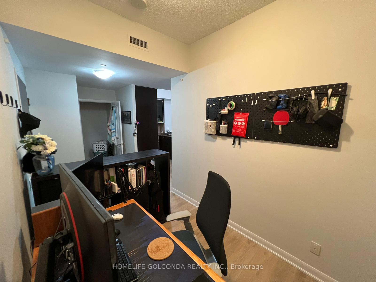 Photo 10 of Unit 102, 5168 Yonge Street, North York, Willowdale West — HOMEH