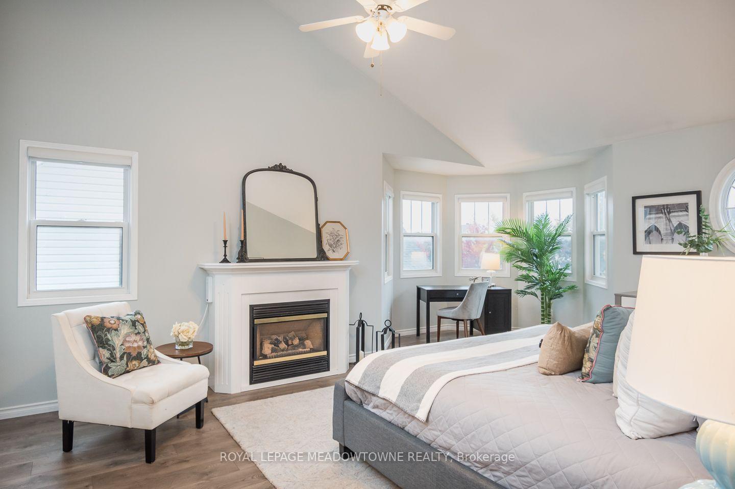 Photo 20 of 89 Dairy Drive, Halton Hills, Acton — HOMEH