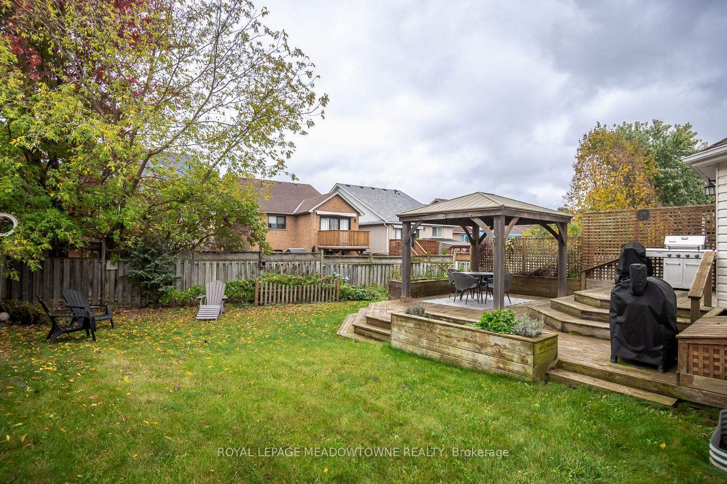 Photo 39 of 89 Dairy Drive, Halton Hills, Acton — HOMEH