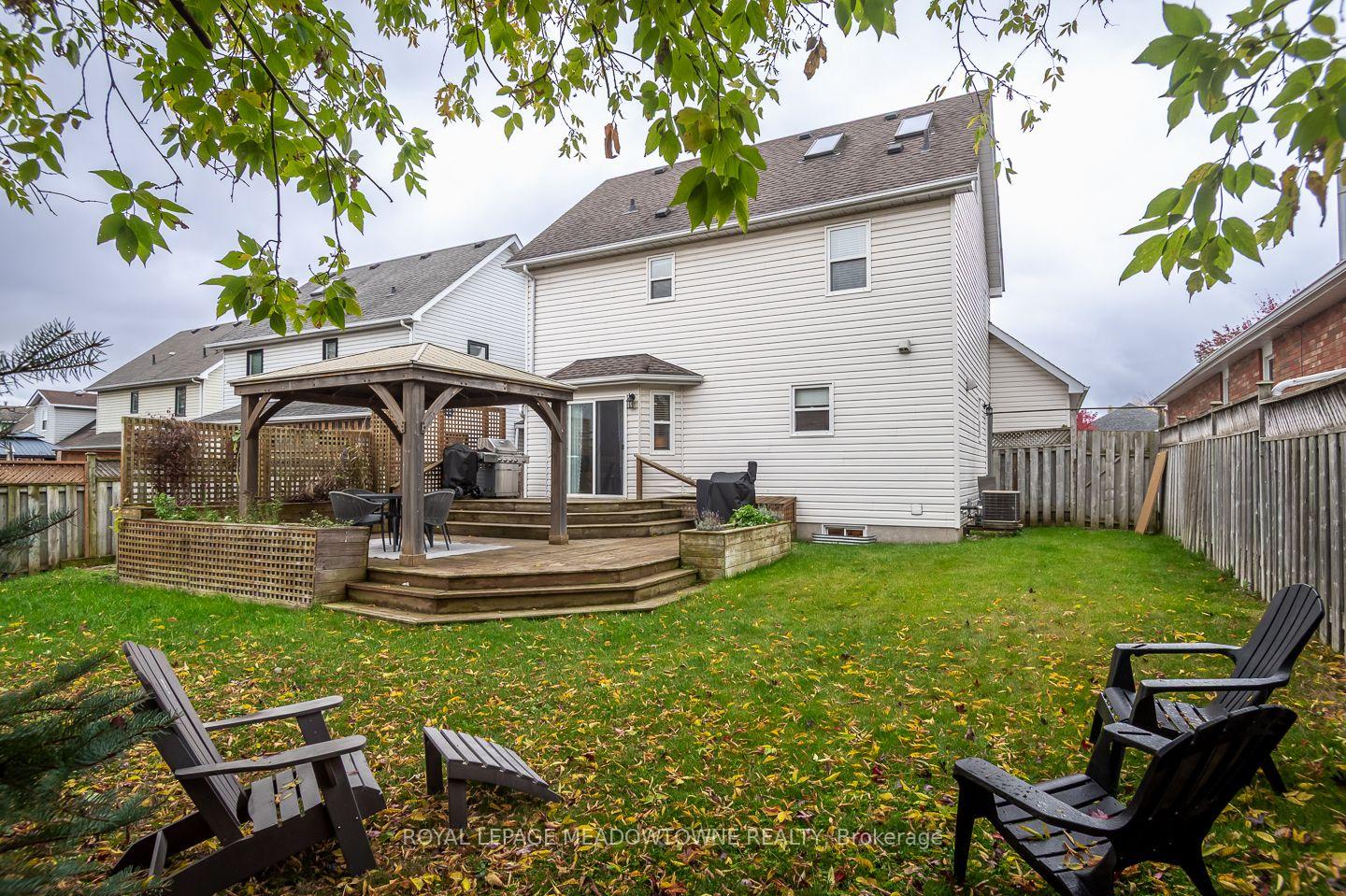 Photo 40 of 89 Dairy Drive, Halton Hills, Acton — HOMEH