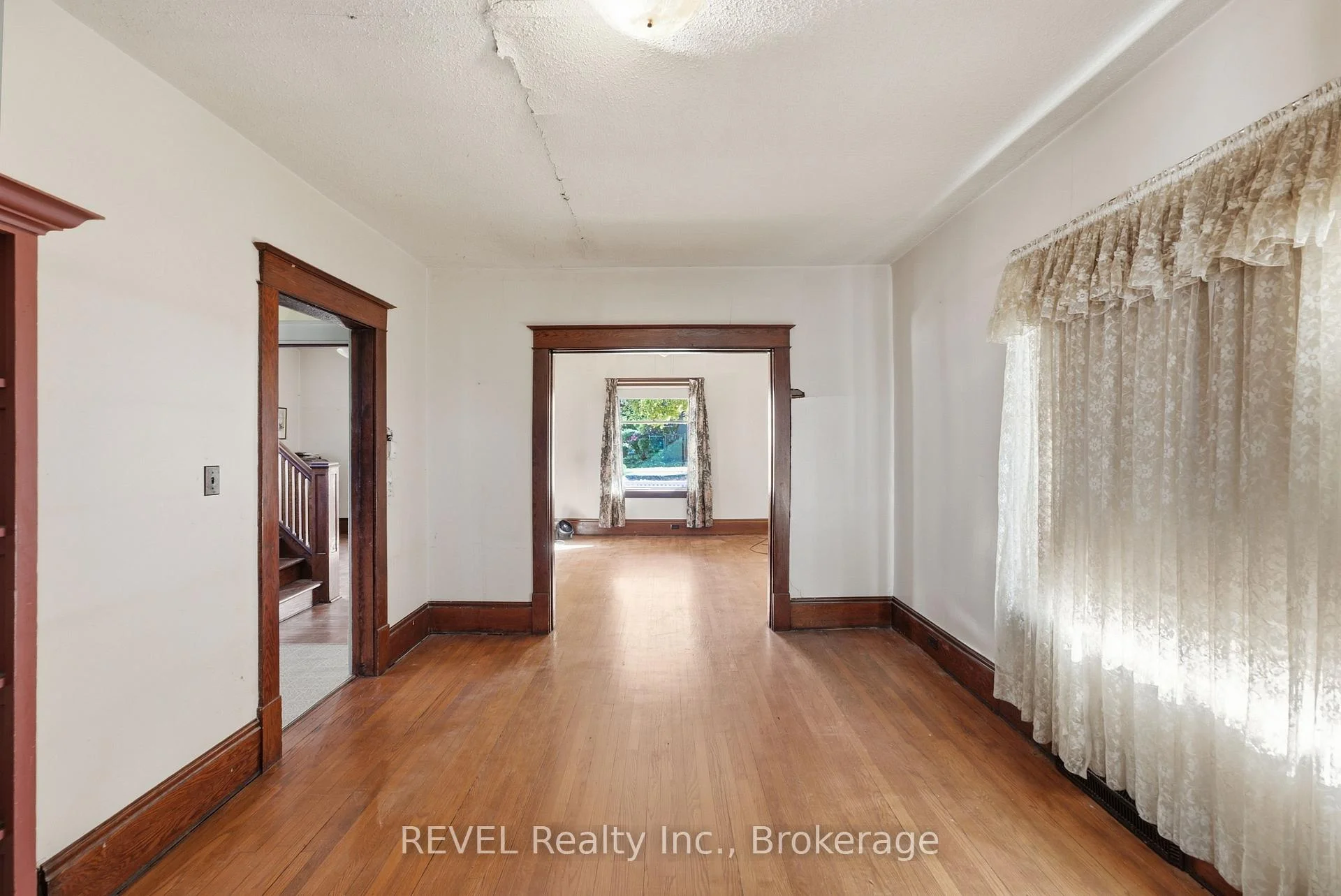 Photo 23 of 63 Carleton Street S, Thorold, Thorold Downtown — HOMEH